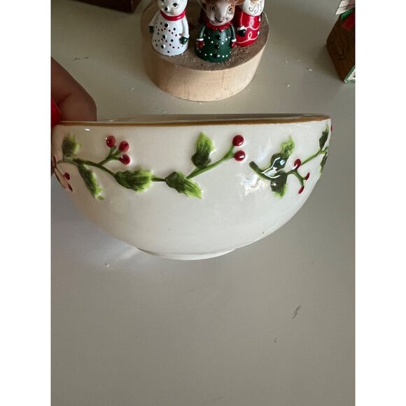 St. Nicholas Square Holly Jolly Ceramic Bowl 7" Dishwasher & Microwave Safe - Picture 4 of 4